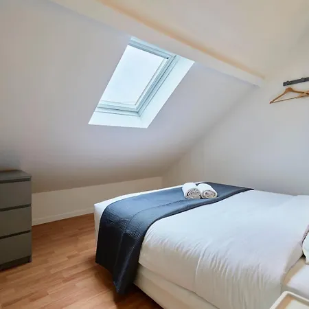 3 Bedroom House With Garden Near St Maur Tram