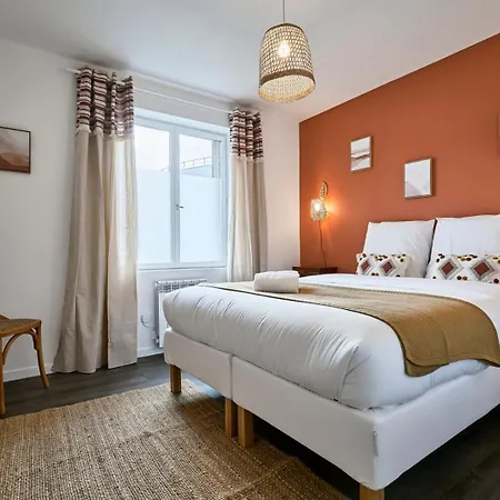 Guest house 3 Bedroom House With Garden Near St Maur Tram Marcq-en-Baroeul